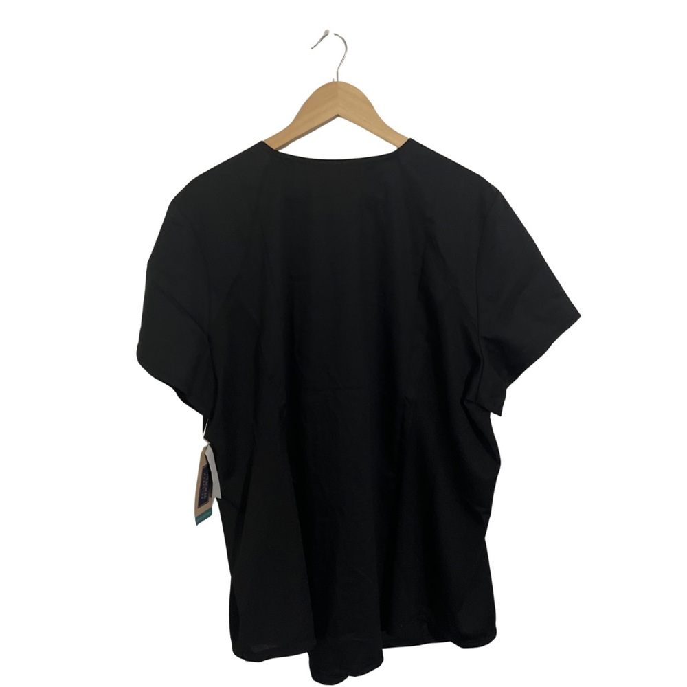 Cherokee Revolution Black Scrub Top - Picture 2 of 4